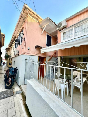 Traditional Lefkas Marina House